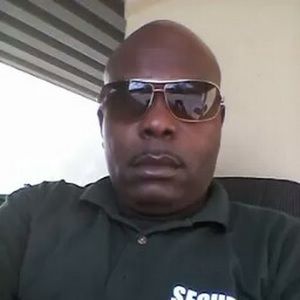 Meet your Posher, Yves